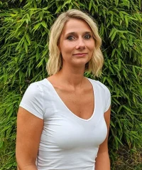 portrait-jessica-gebhart-kursleiterin-babymassage-friedberg